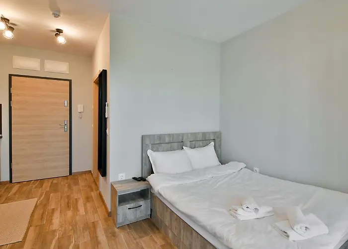 With Pool Sankt Konstantin & Helena